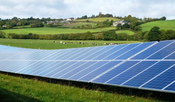 UK's Largest Solar Energy Farm Given The Go-ahed